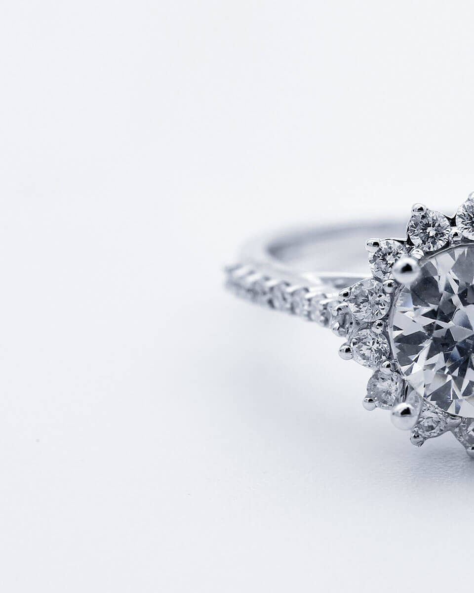 Ezibele Gold Plated Ring – Premium Fashion Jewelry for Women - Image 3