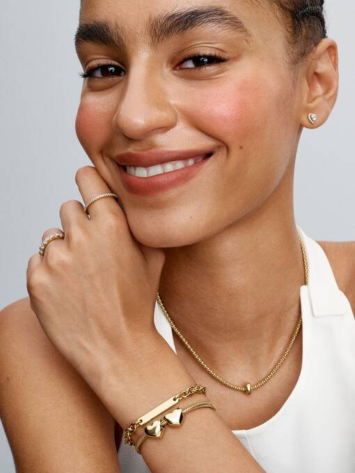 Update your collection with Ezibele necklace - Image 3